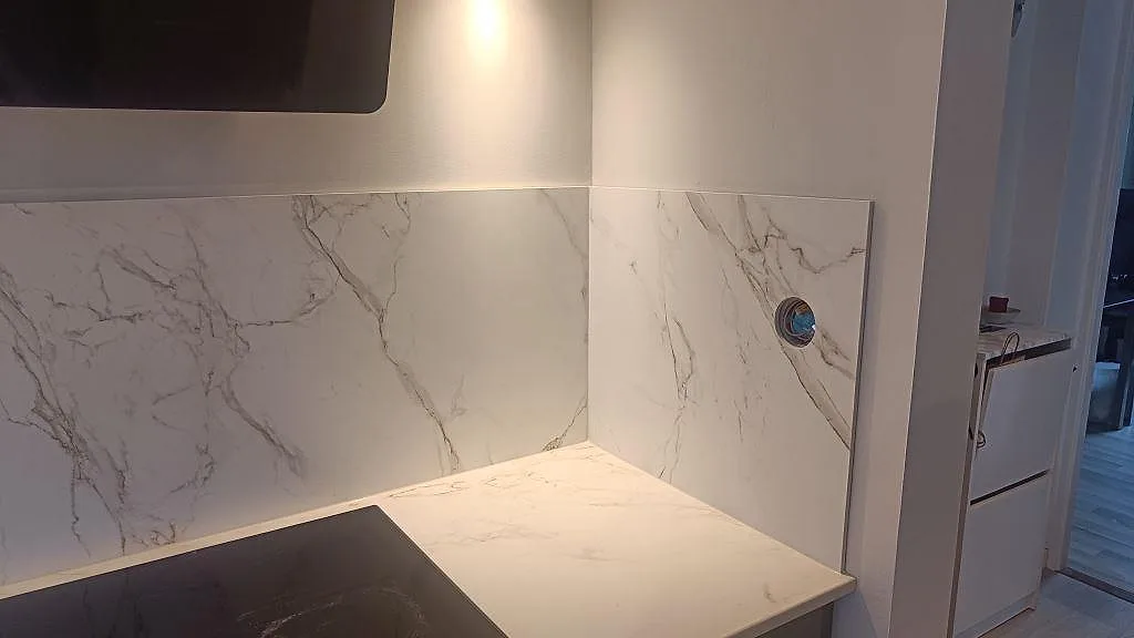 Køkkenbordplade i Dekton Entzo, Jönköping – billede 3