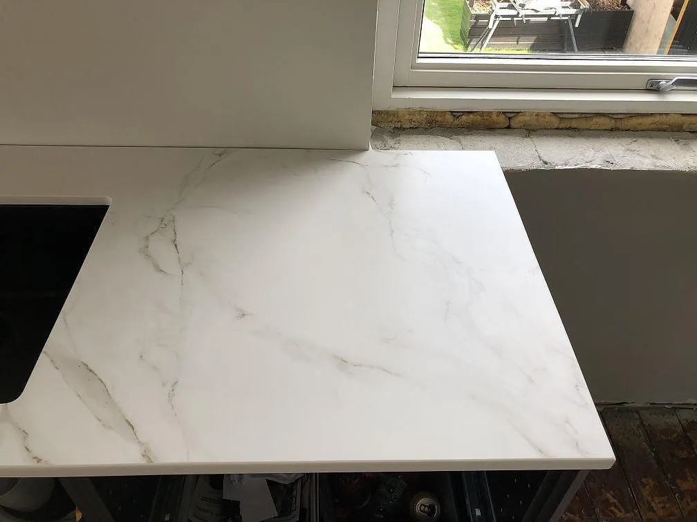 Køkkenbordplade i Dekton Entzo, Kastrup – billede 4