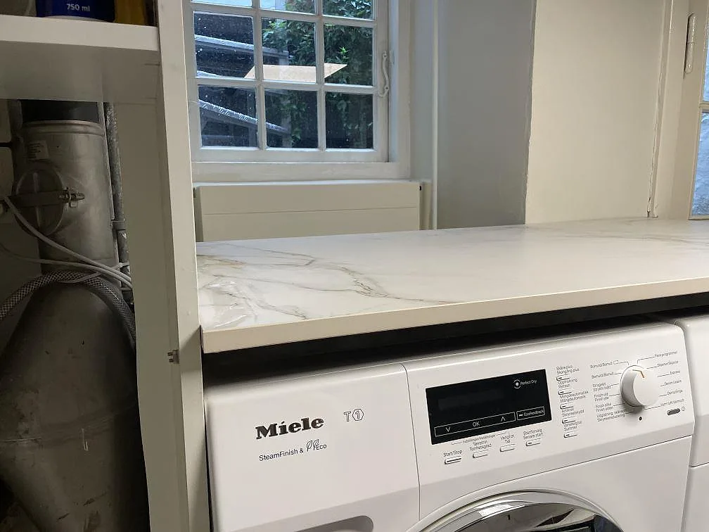 Køkkenbordplade i Dekton Entzo, København K – billede 7