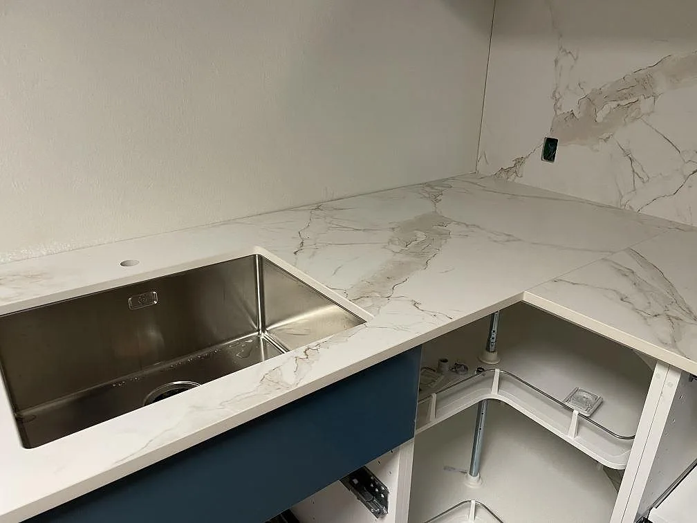 Køkkenbordplade i Dekton Entzo, København K – billede 4