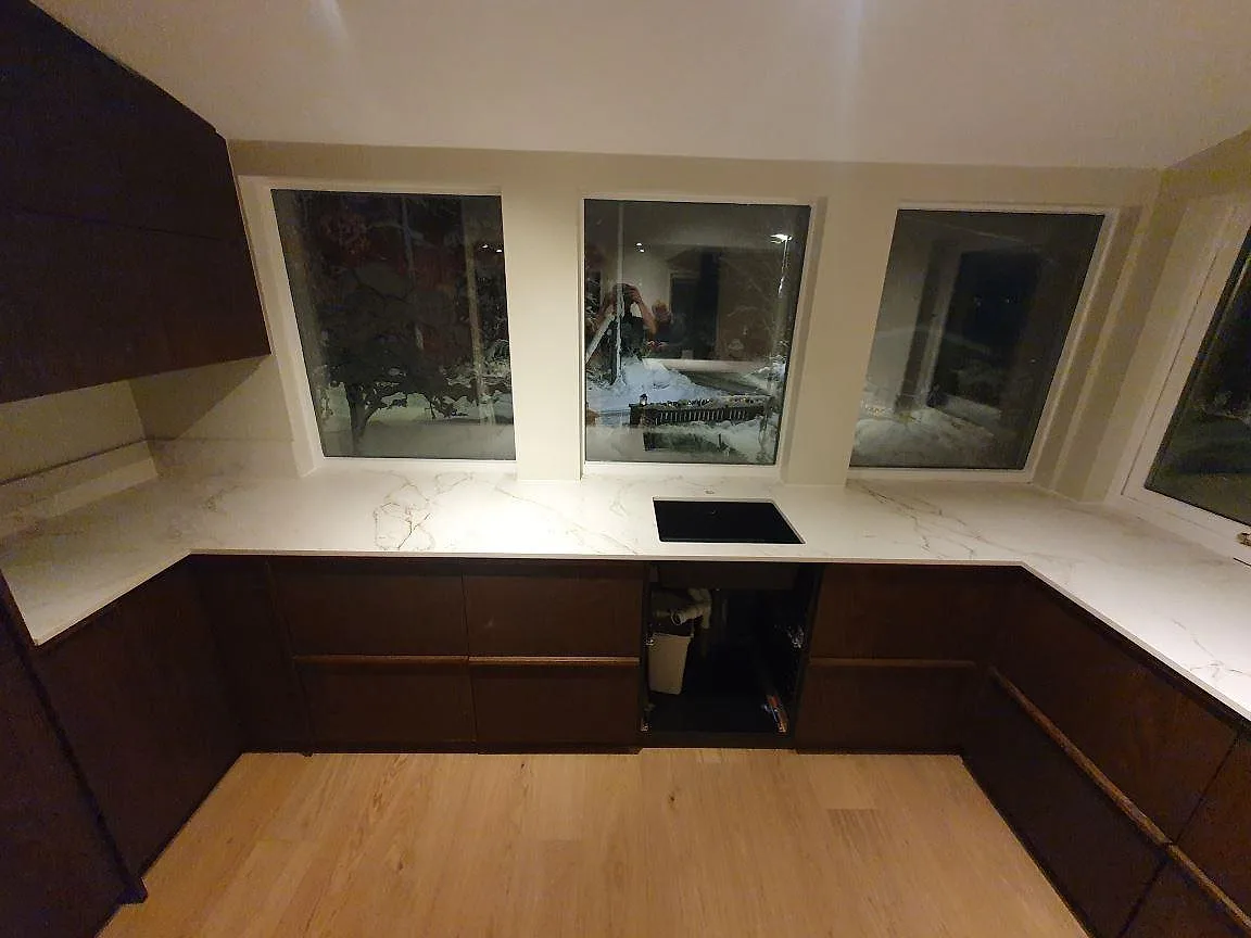 Køkkenbordplade i Dekton Entzo, Lidingö – billede 4