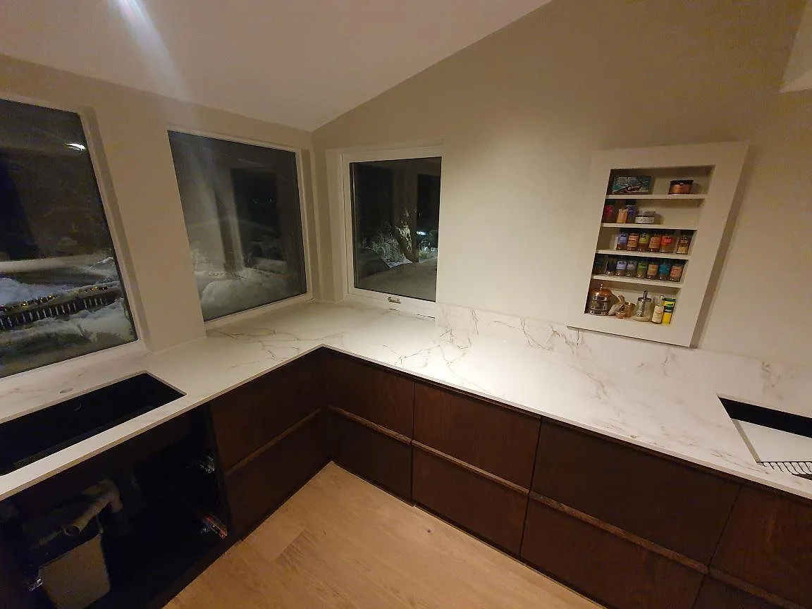 Køkkenbordplade i Dekton Entzo, Lidingö – billede 3