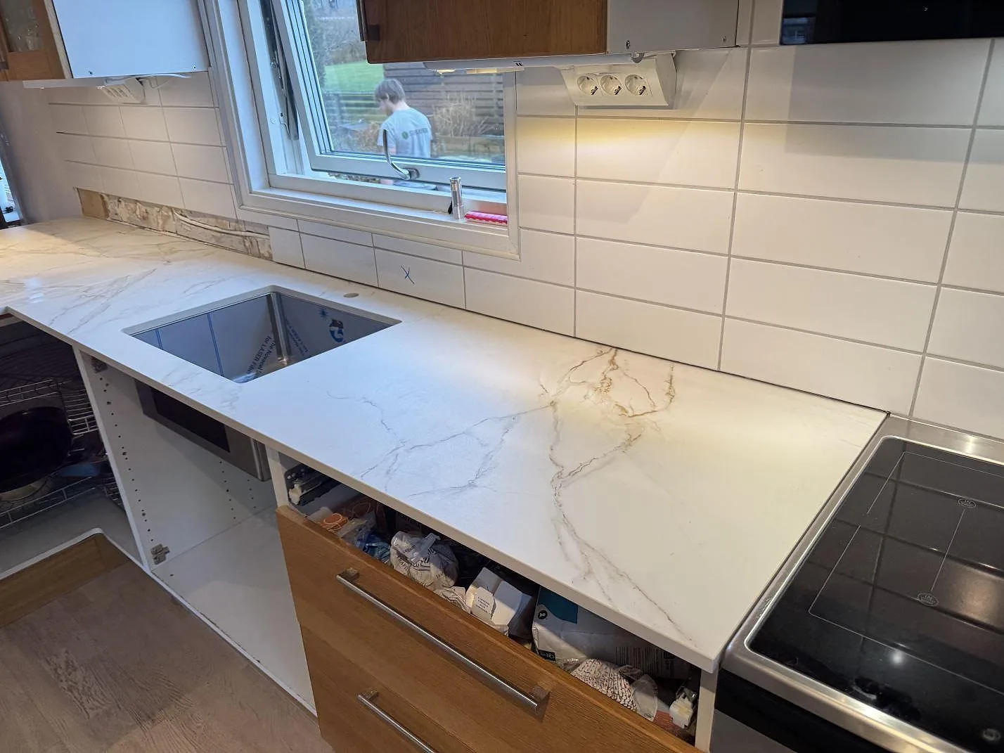 Køkkenbordplade i Dekton Entzo, Sätila – billede 3