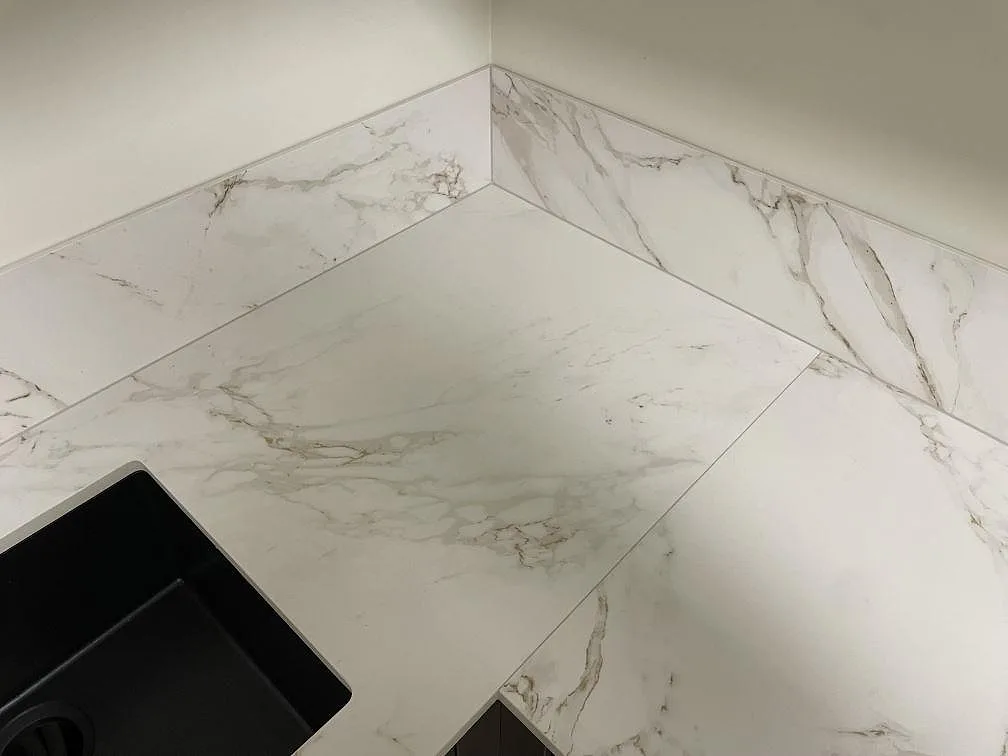 Køkkenbordplade i Dekton Entzo, Stockholm – billede 3