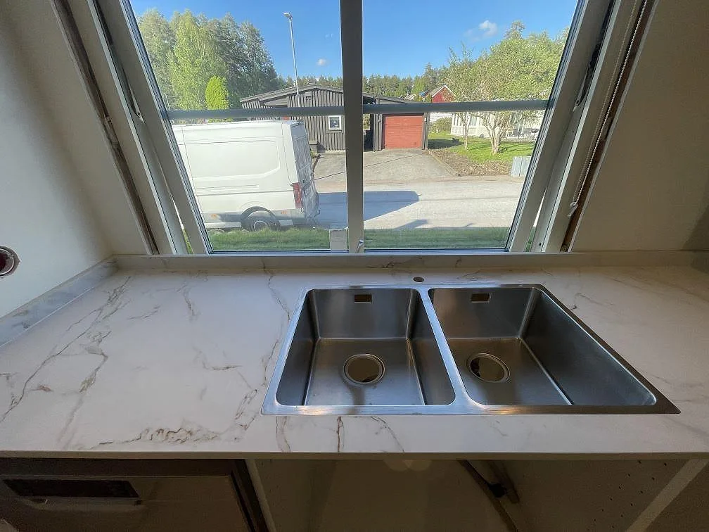 Køkkenbordplade i Dekton Entzo, Västerås – billede 2