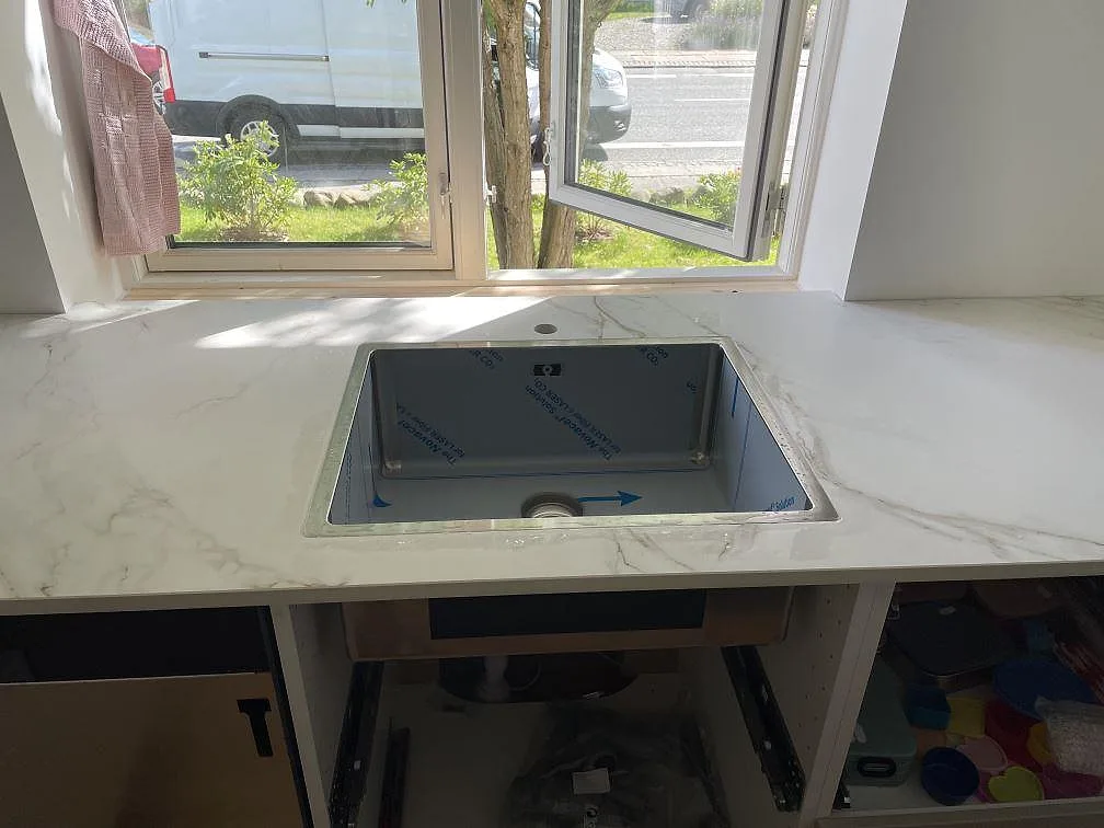 Køkkenbordplade i Dekton Entzo, Virum – billede 6