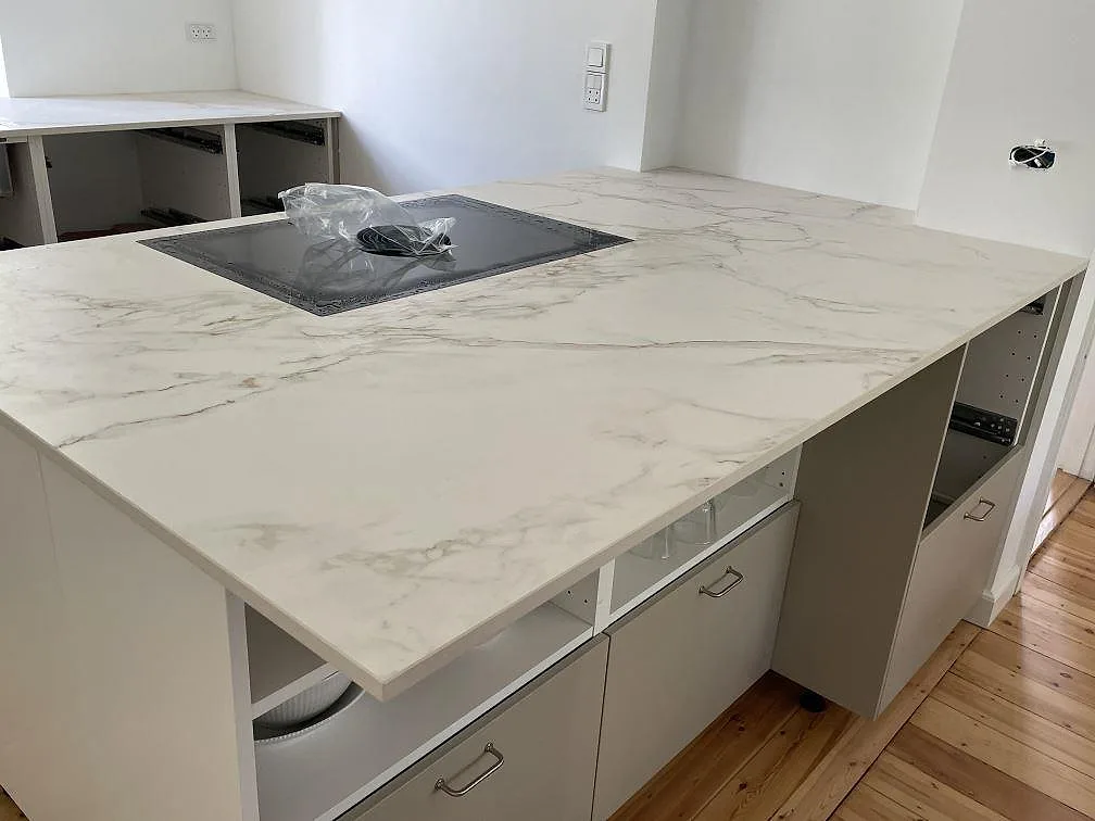 Køkkenbordplade i Dekton Entzo, Virum – billede 3