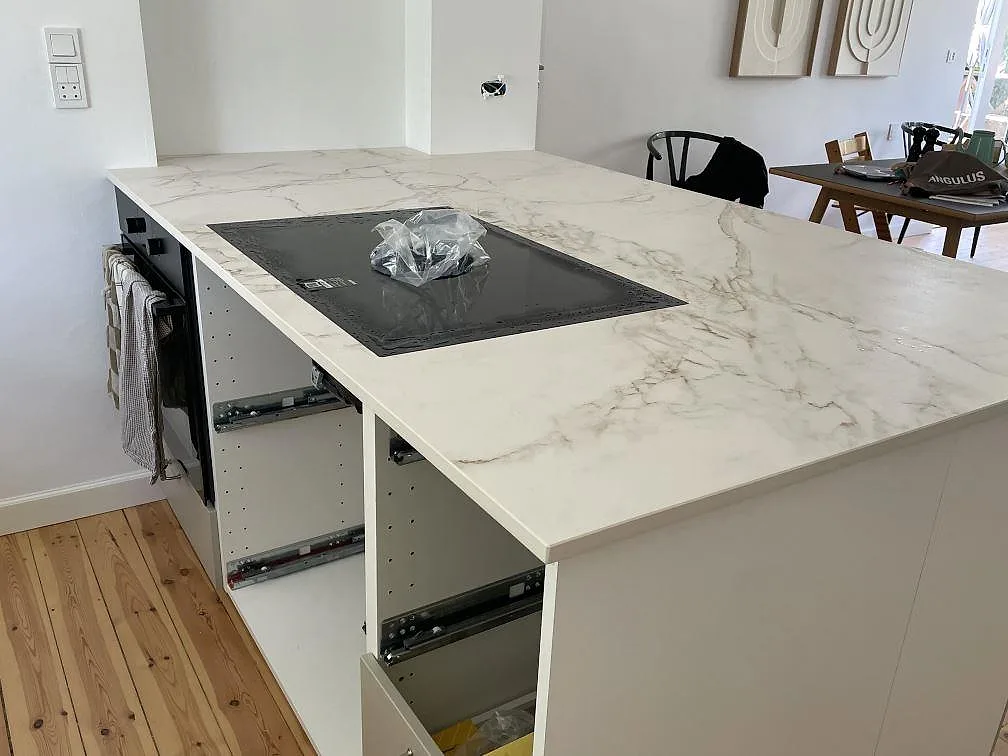 Køkkenbordplade i Dekton Entzo, Virum – billede 2