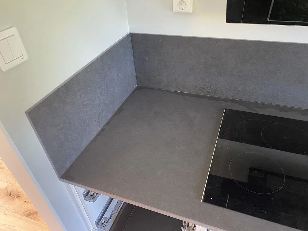 Køkkenbordplade i Dekton Eter, Strövelstorp – billede 4