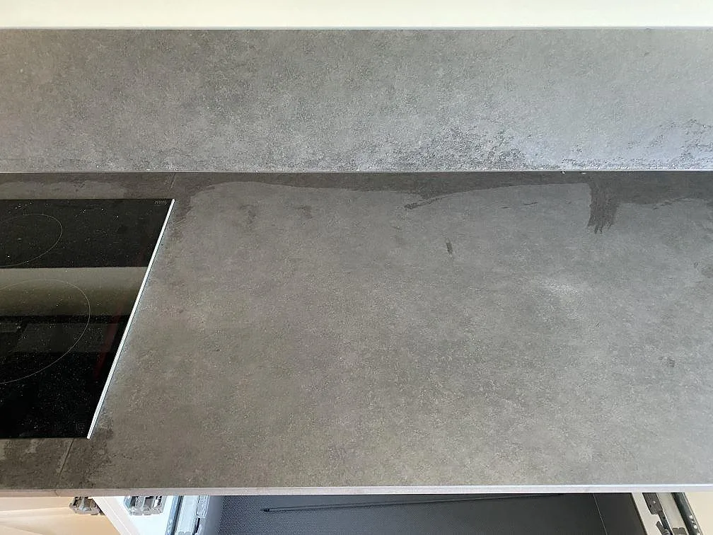 Køkkenbordplade i Dekton Eter, Strövelstorp – billede 2