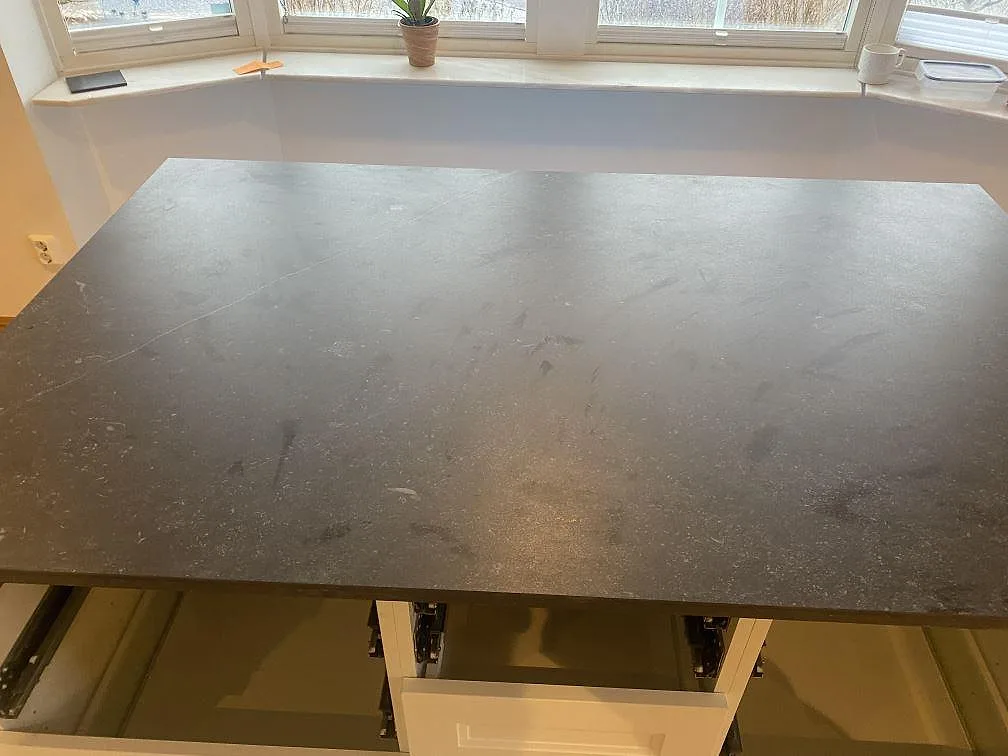 Køkkenbordplade i Dekton Fossil, Bara – billede 4