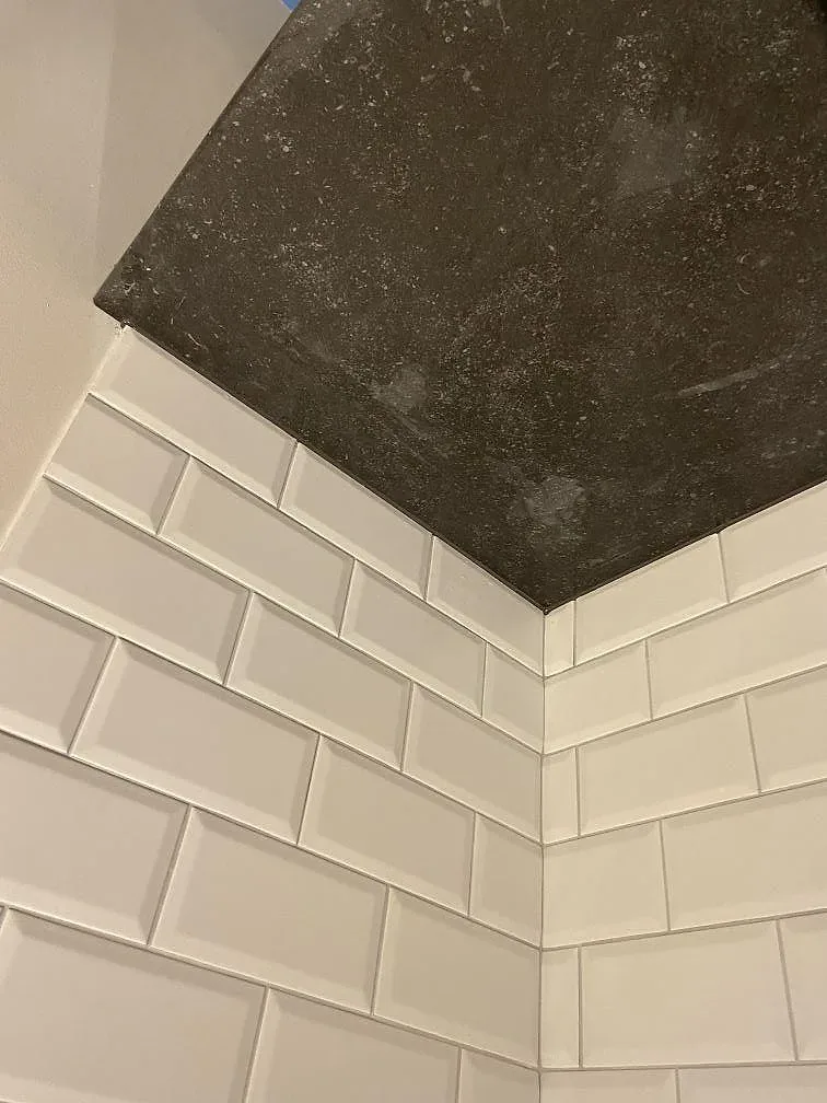 Køkkenbordplade i Dekton Fossil, Höllviken – billede 3