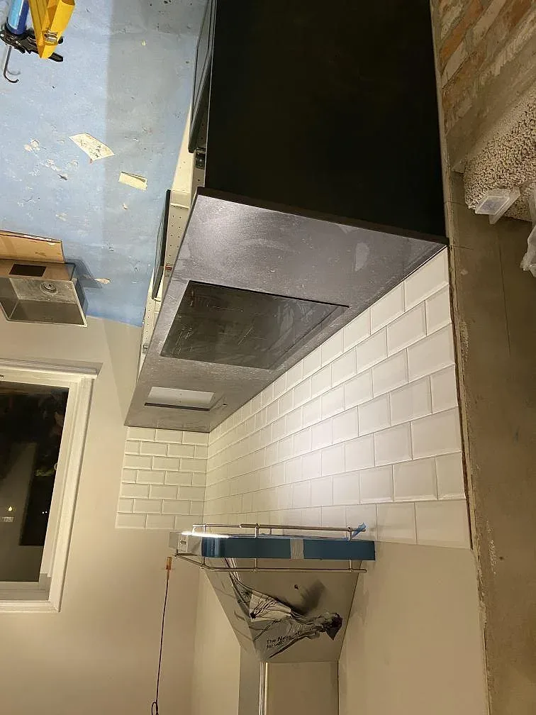 Køkkenbordplade i Dekton Fossil, Höllviken – billede 4