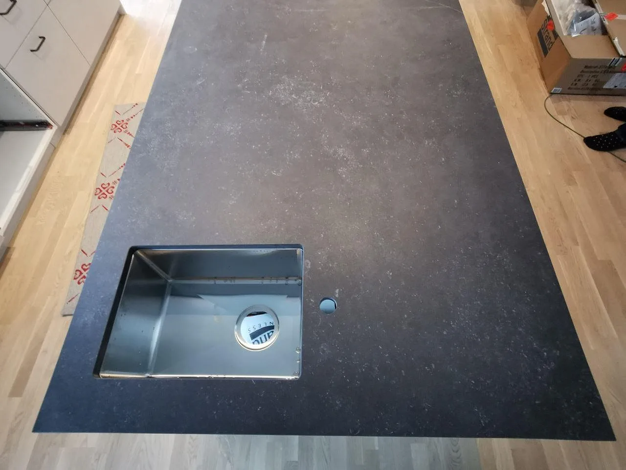 Køkkenbordplade i Dekton Fossil, Landvetter – billede 5