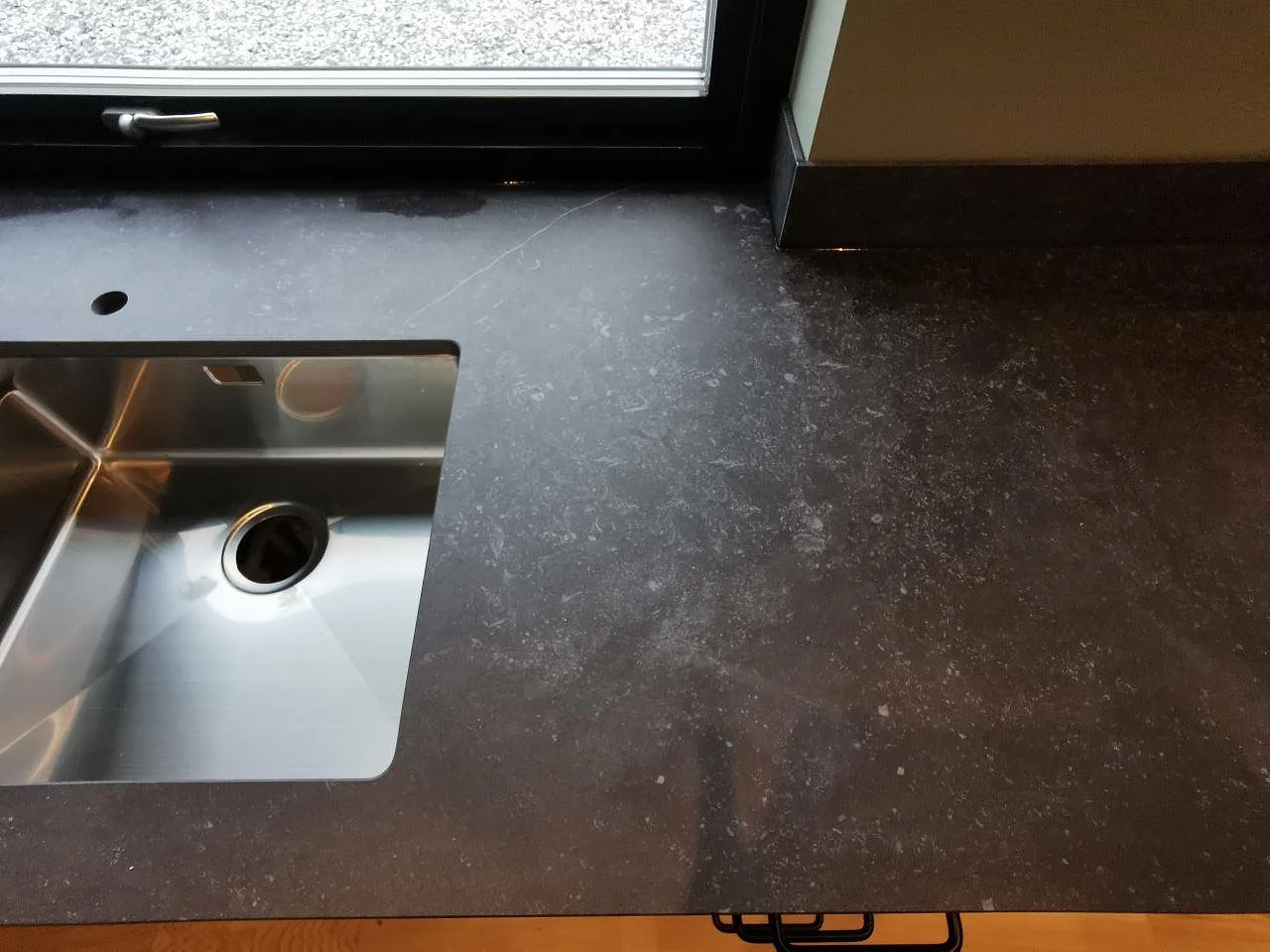 Køkkenbordplade i Dekton Fossil, Landvetter – billede 2
