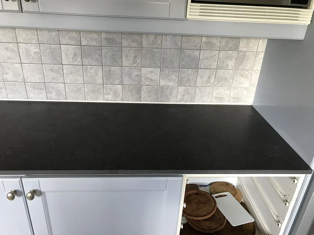 Køkkenbordplade i Dekton Fossil, Vellinge – billede 7