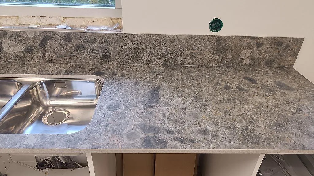 Køkkenbordplade i Dekton GK07 Ceppo, Össjö – billede 5