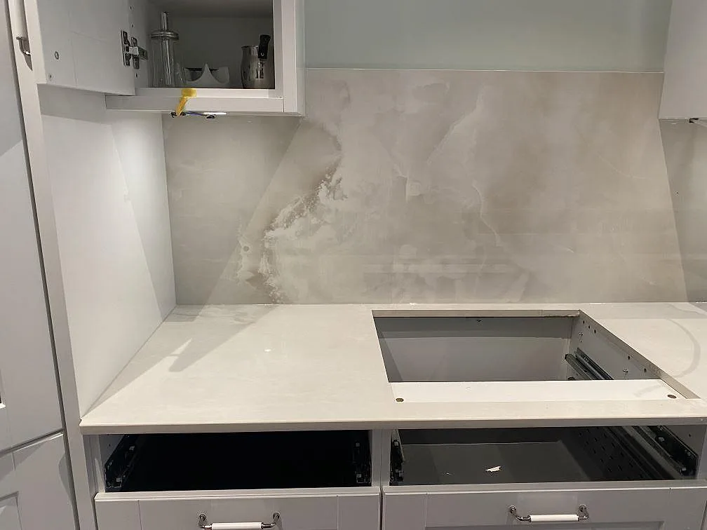 Køkkenbordplade i Dekton Helena, Ljungby – billede 5