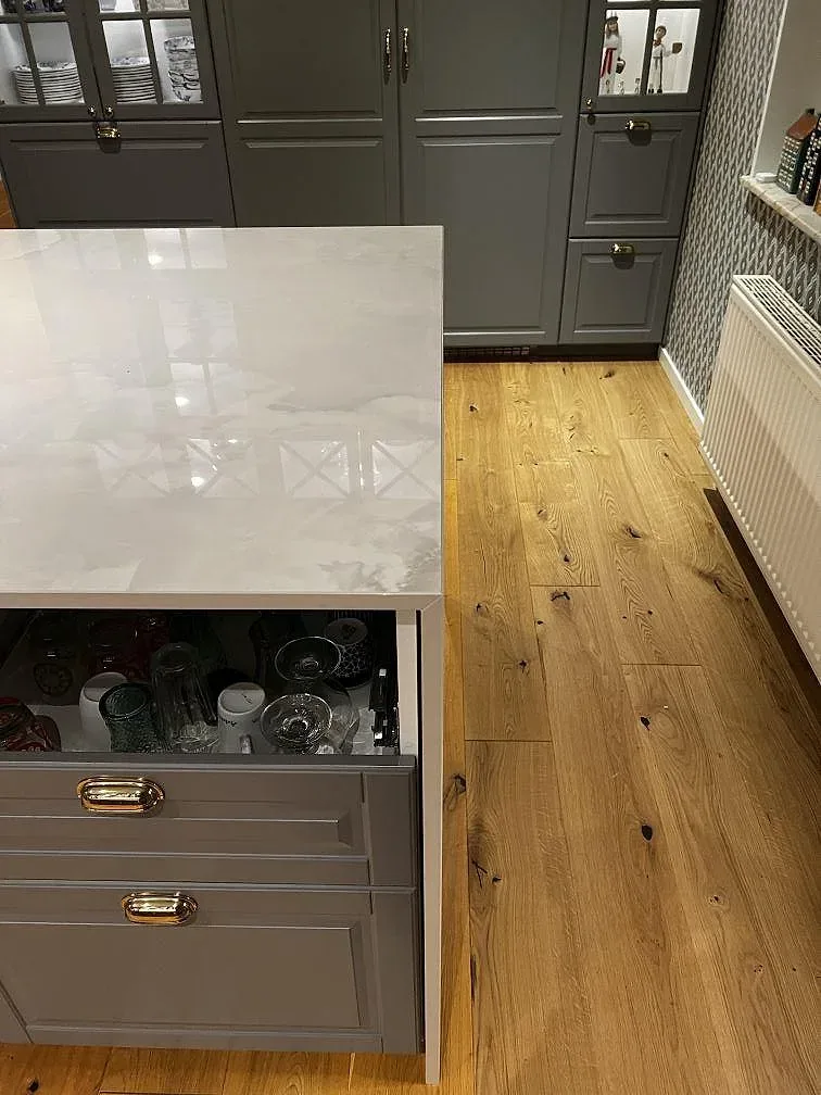 Køkkenbordplade i Dekton Helena, Växjö – billede 3
