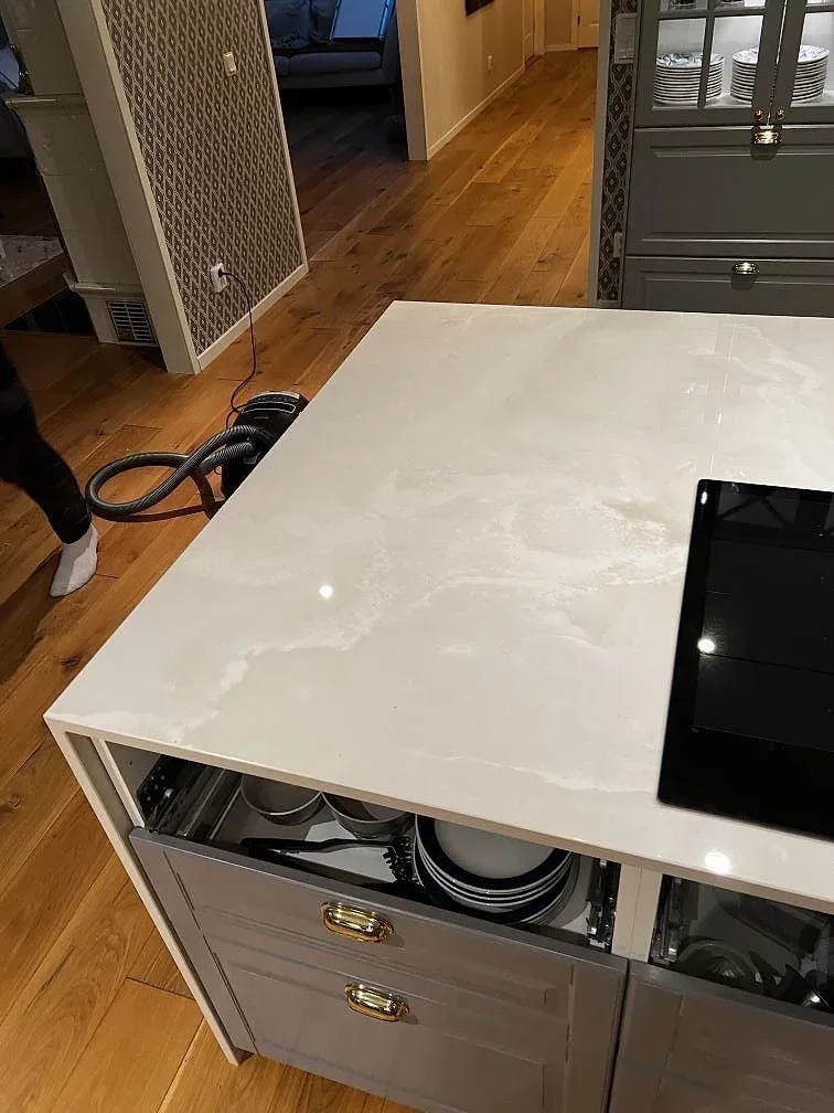 Køkkenbordplade i Dekton Helena, Växjö – billede 6