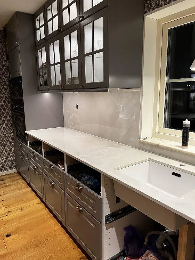Køkkenbordplade i Dekton Helena, Växjö – billede 2