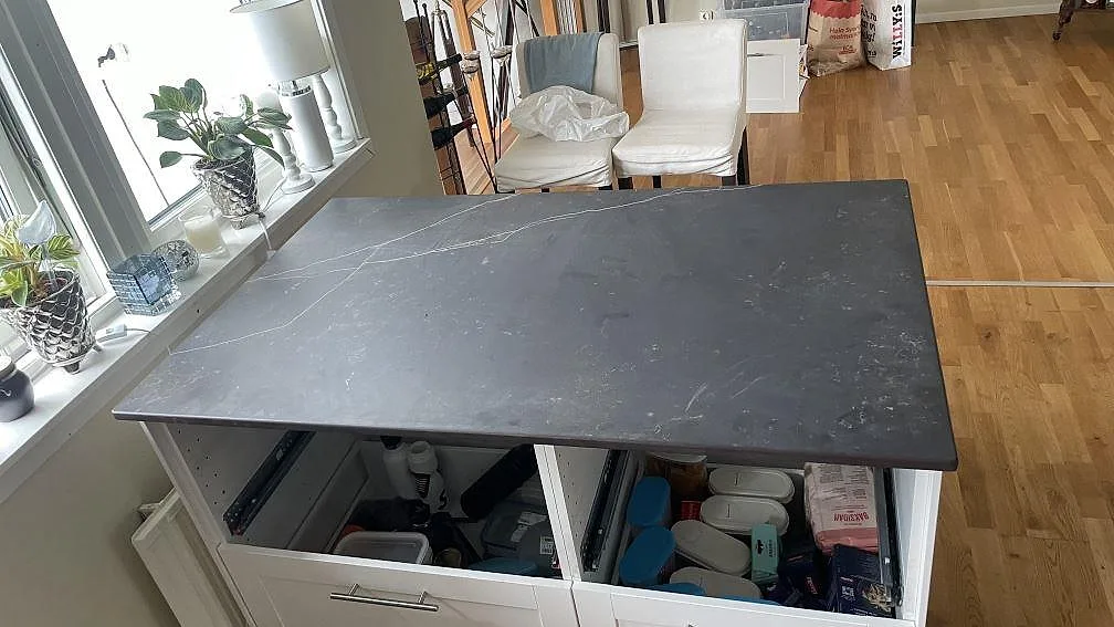 Køkkenbordplade i Dekton Kelya, Askim – billede 3