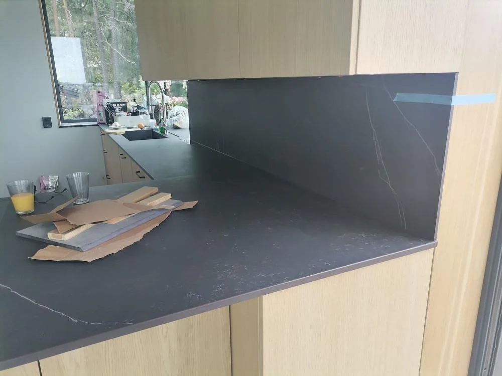 Køkkenbordplade i Dekton Kelya, Saltsjö-Boo