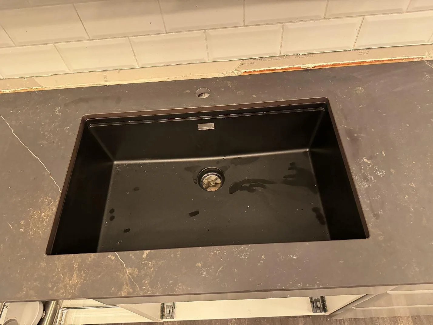 Køkkenbordplade i Dekton Kelya, Borås – billede 6