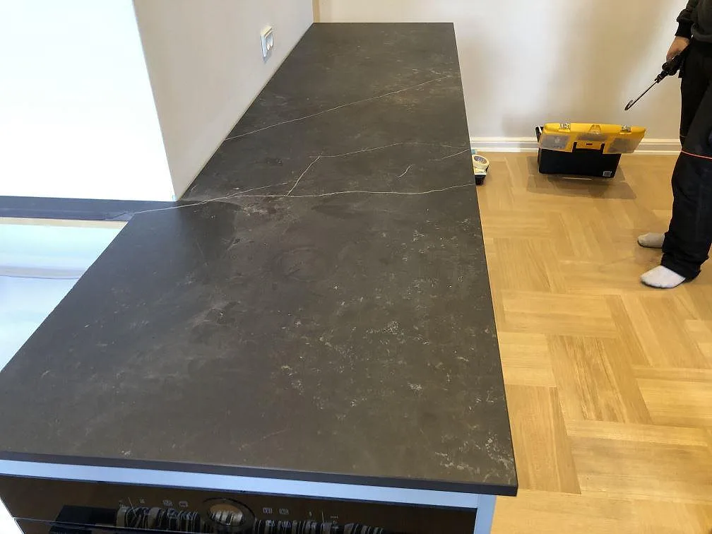 Køkkenbordplade i Dekton Kelya, Frederiksberg C – billede 2
