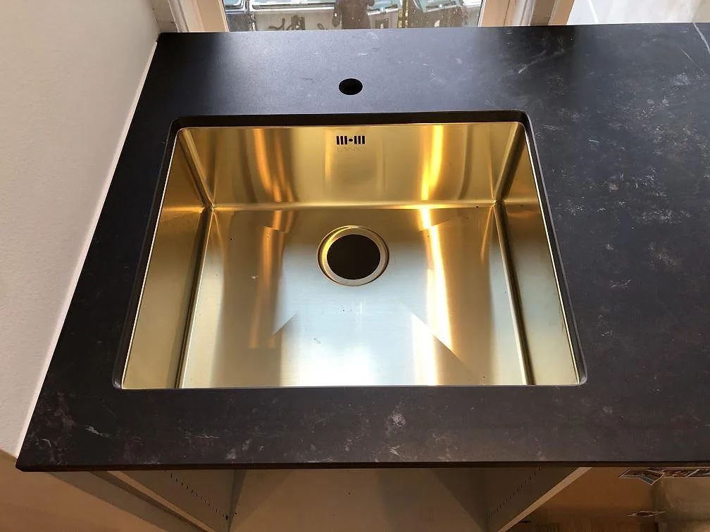 Køkkenbordplade i Dekton Kelya, Frederiksberg C – billede 4