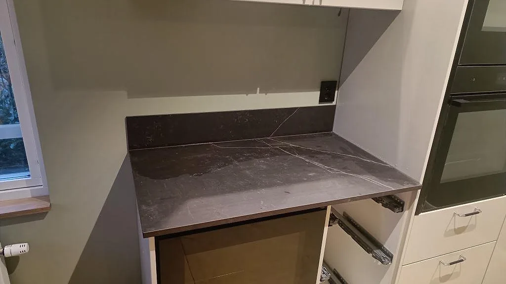 Køkkenbordplade i Dekton Kelya, Kungsbacka – billede 6