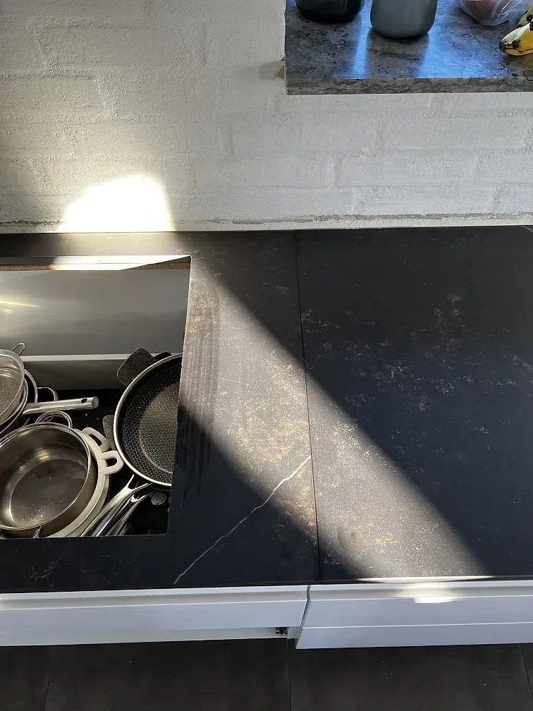 Køkkenbordplade i Dekton Kelya, Taastrup – billede 6