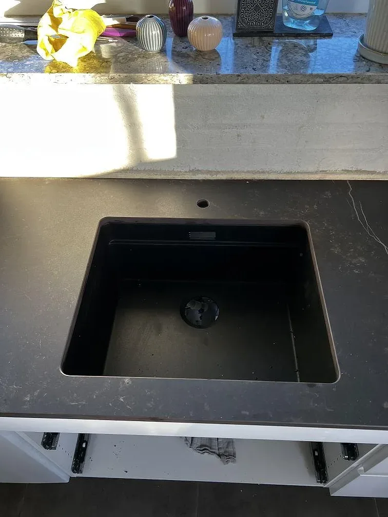 Køkkenbordplade i Dekton Kelya, Taastrup – billede 7