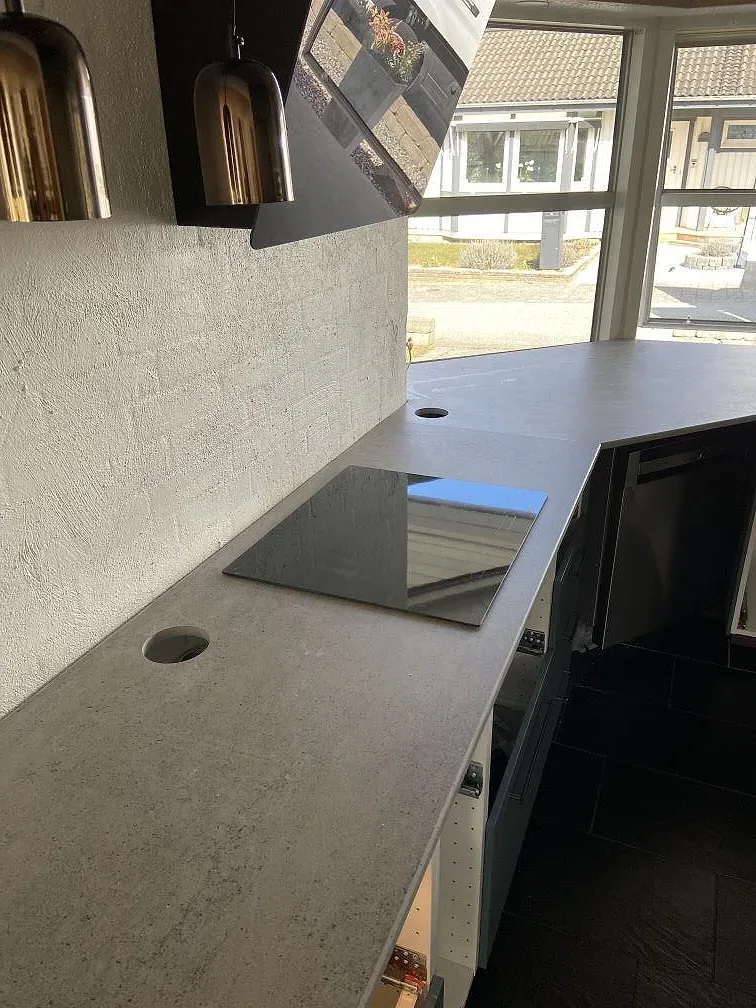 Køkkenbordplade i Dekton Keon, Malmö – billede 4
