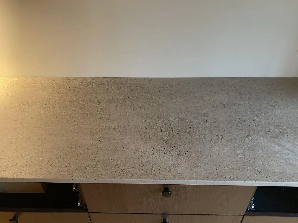 Køkkenbordplade i Dekton Keon, Malmö – billede 7