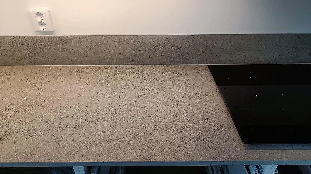 Køkkenbordplade i Dekton Keon, Östra Karup – billede 7