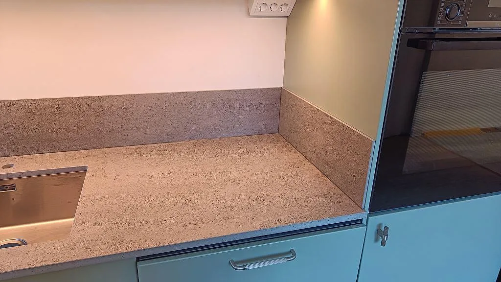 Køkkenbordplade i Dekton Keon, Sävedalen – billede 2