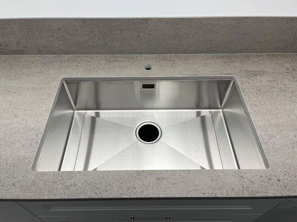 Køkkenbordplade i Dekton Keon, Västerås – billede 4