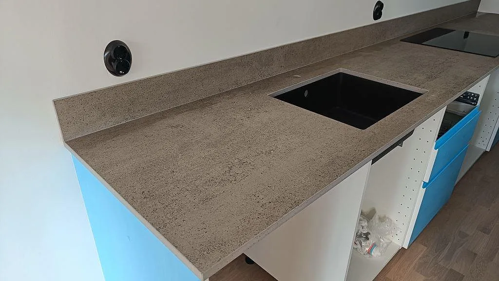 Køkkenbordplade i Dekton Keon, Veberöd – billede 3