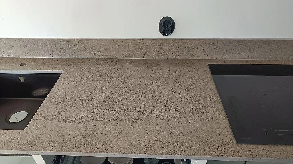Køkkenbordplade i Dekton Keon, Veberöd – billede 5
