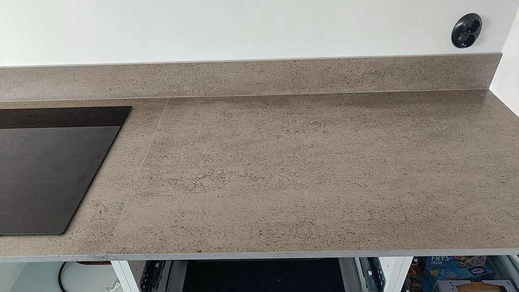 Køkkenbordplade i Dekton Keon, Veberöd – billede 7