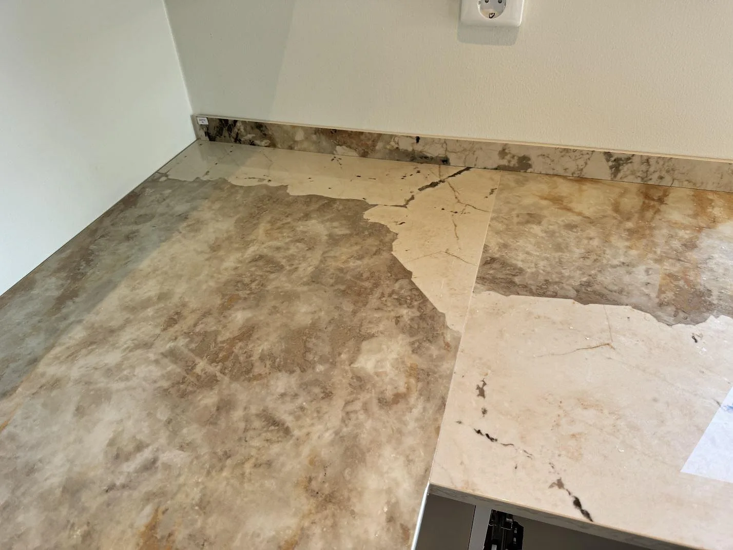Køkkenbordplade i Dekton Khalo, Malmö – billede 8