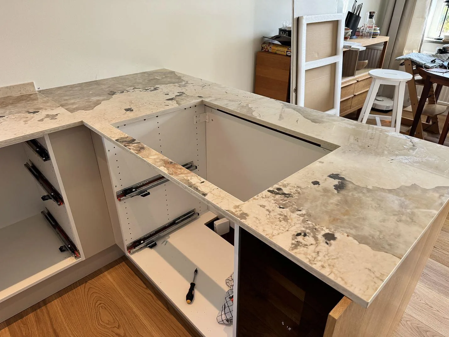 Køkkenbordplade i Dekton Khalo, Malmö – billede 3
