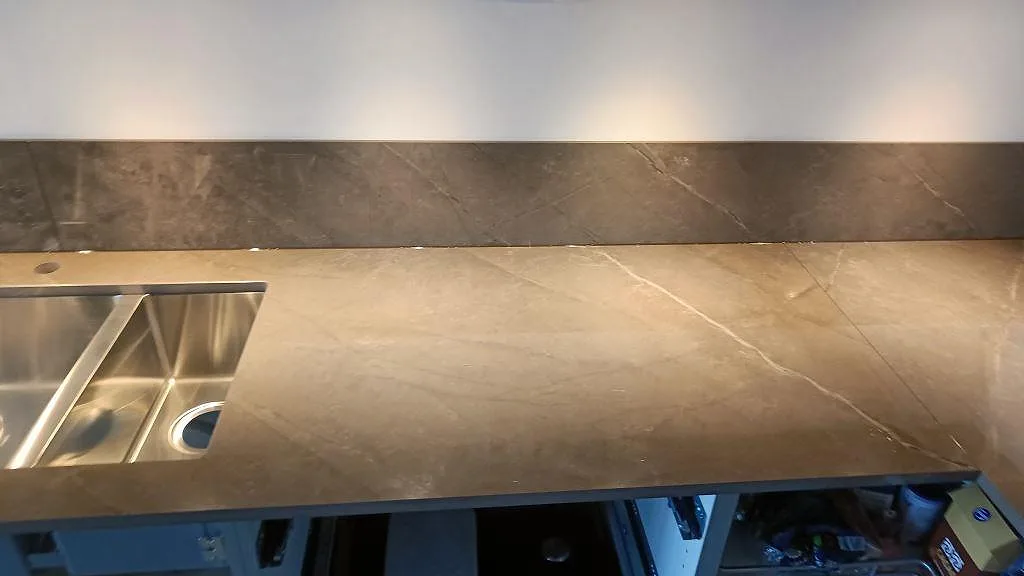 Køkkenbordplade i Dekton Korso, Göteborg – billede 8