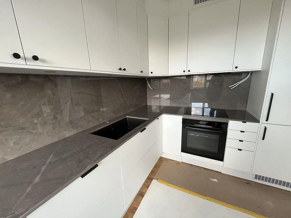 Køkkenbordplade i Dekton Korso, Johanneshov – billede 2