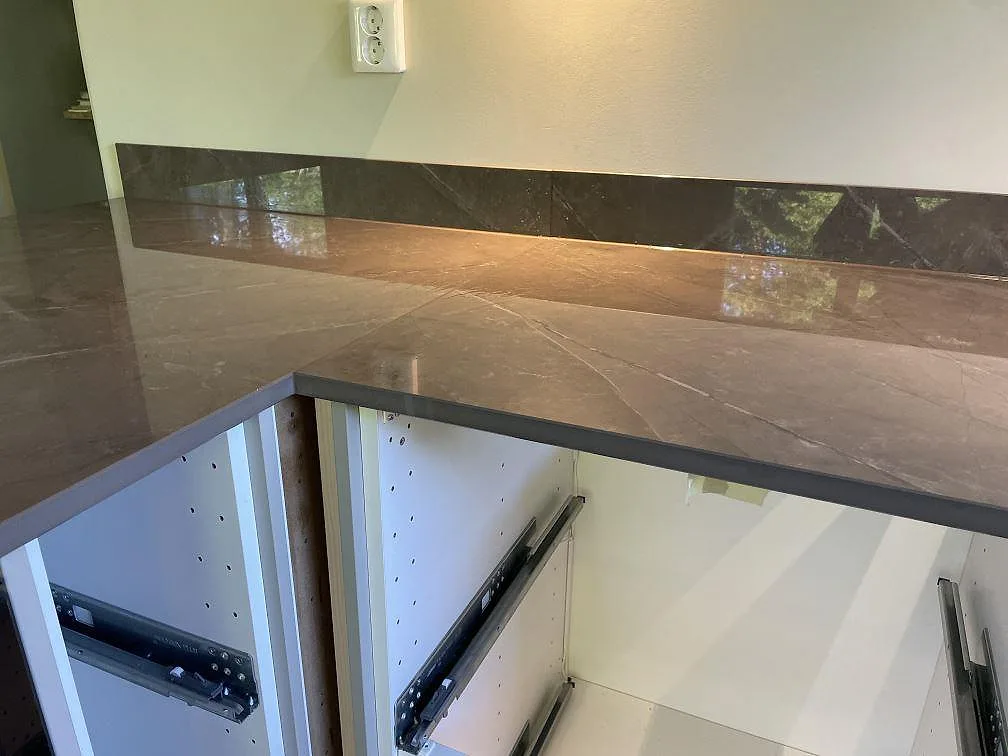 Køkkenbordplade i Dekton Korso, Kullavik – billede 6