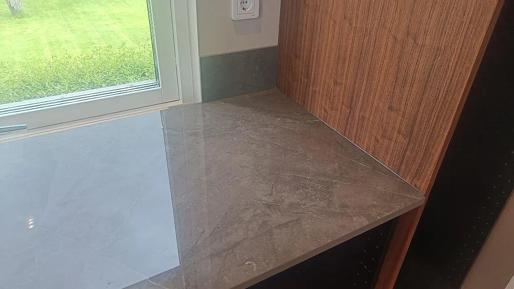 Køkkenbordplade i Dekton Korso, Trollhättan – billede 4