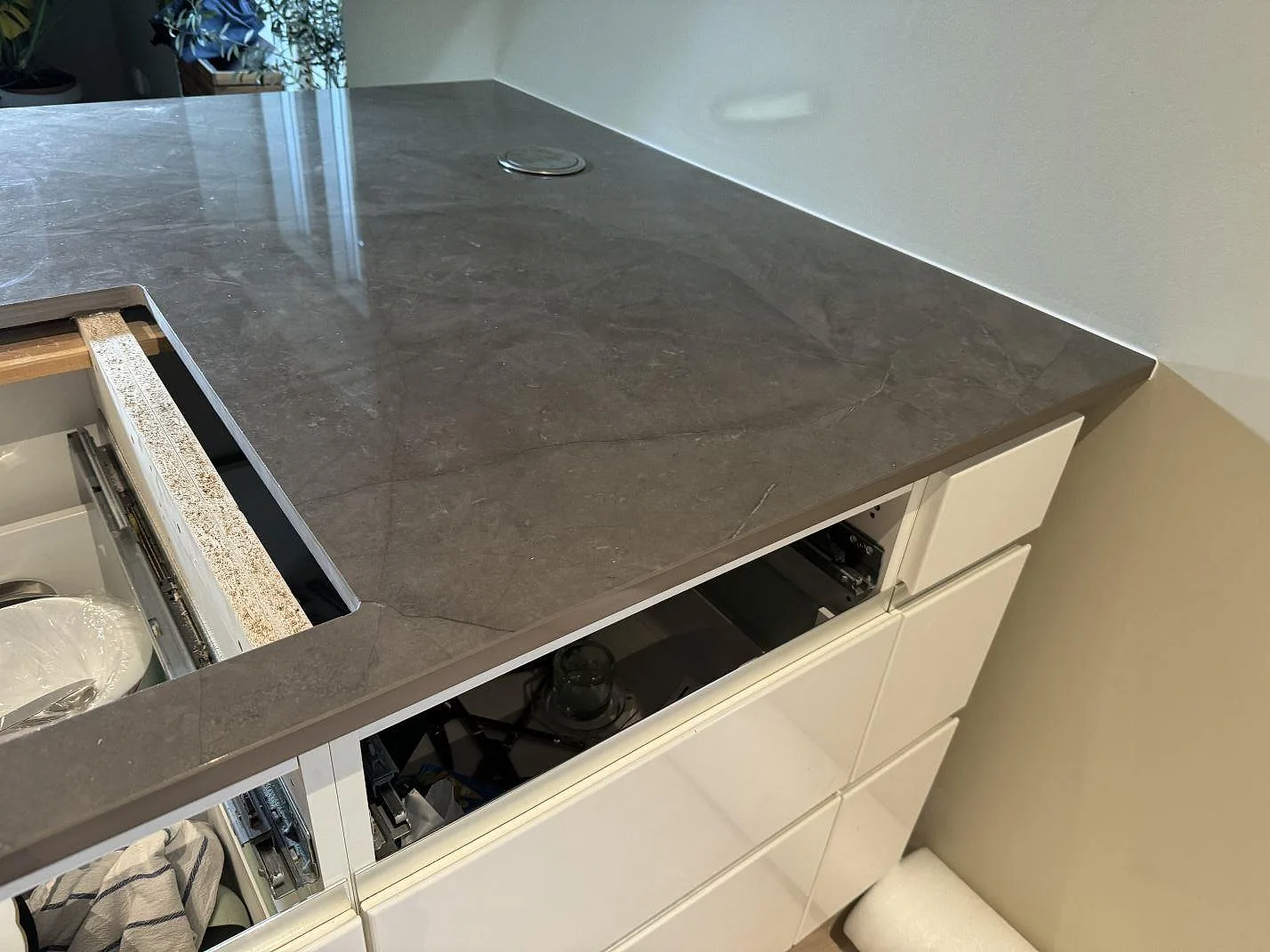Køkkenbordplade i Dekton Korso, Tygelsjö – billede 4