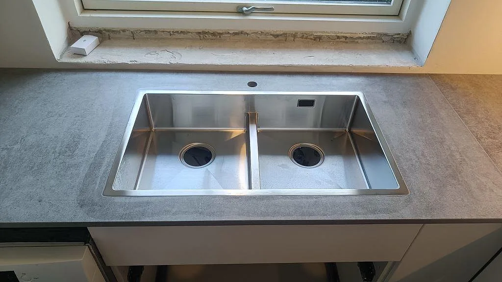 Køkkenbordplade i Dekton Kreta, Albertslund – billede 2