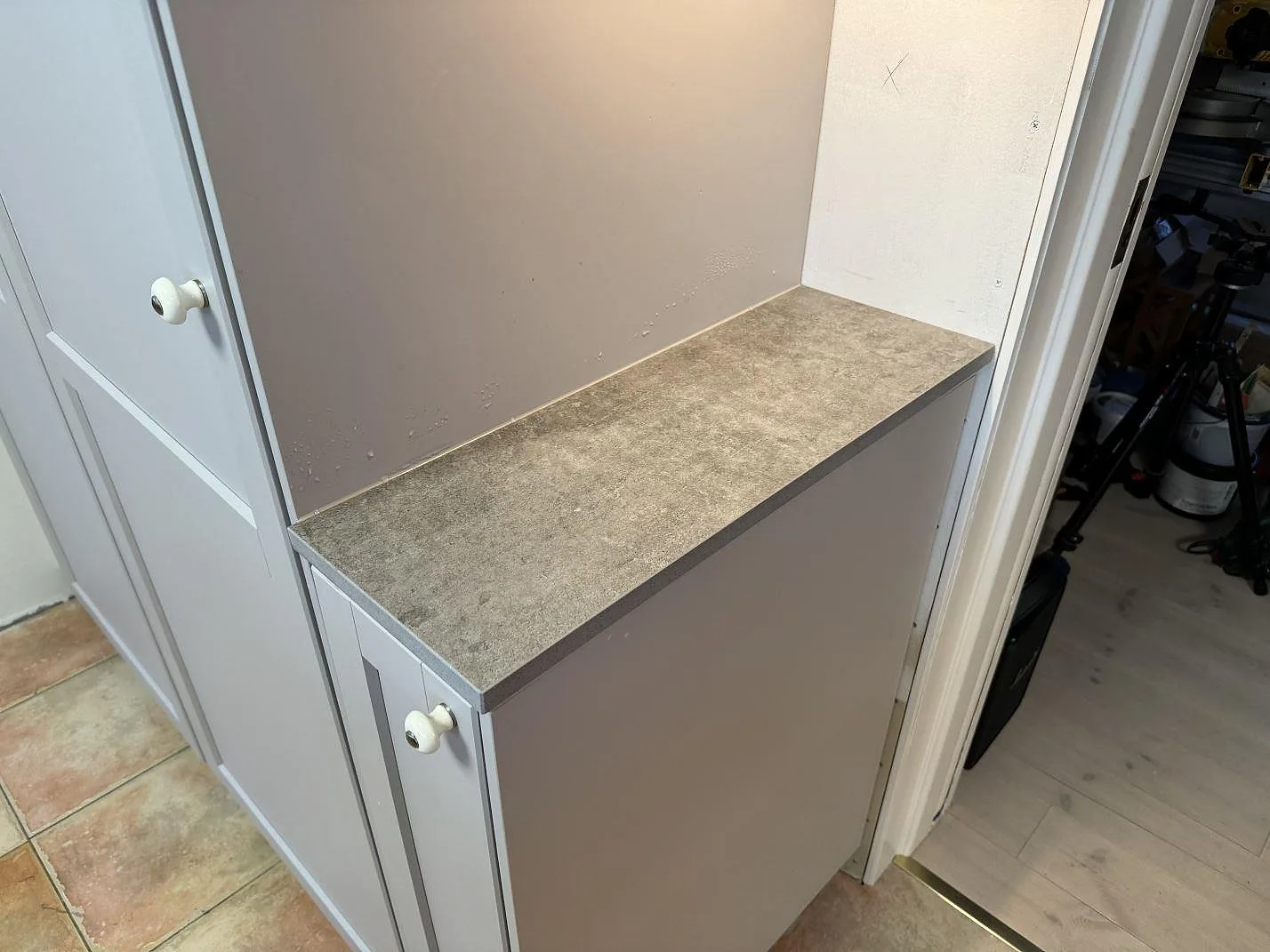 Køkkenbordplade i Dekton Kreta, Karlskrona – billede 8